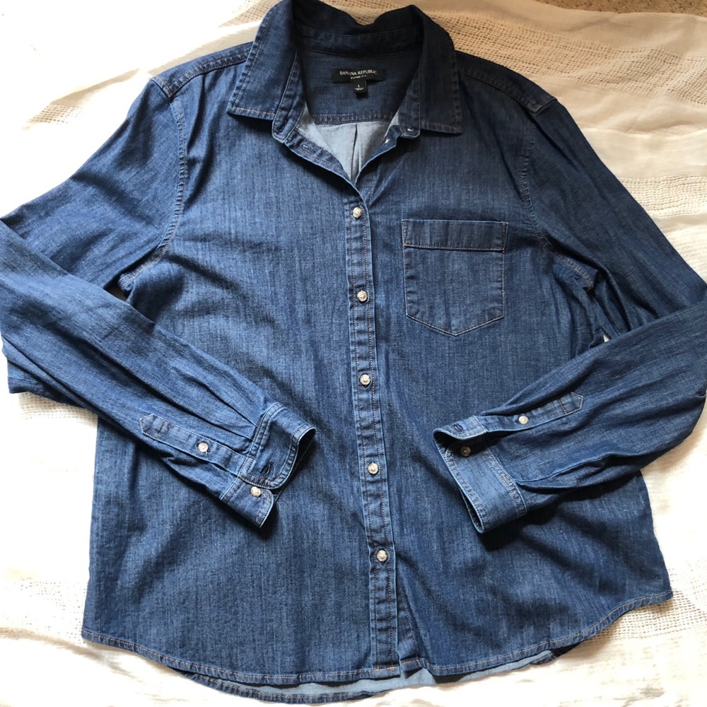 Banana Republic denim shirt